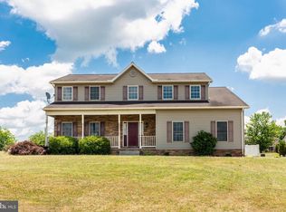 240 Spring Hill Ln, Littlestown, PA 17340