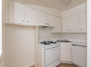 432 S Harvard Blvd #201, Los Angeles, CA 90020