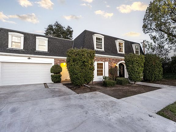 3rd image of 449 Fern Dell Pl