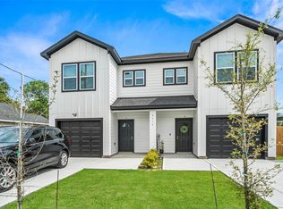 6719 Roanoke St #A, Houston, TX 77028