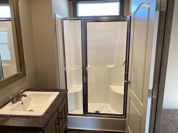 4th image of 2101 SW 38th St #146