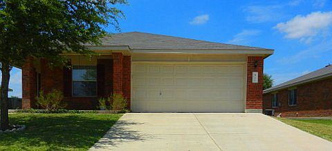 2nd image of 421 Quail Hollow Dr