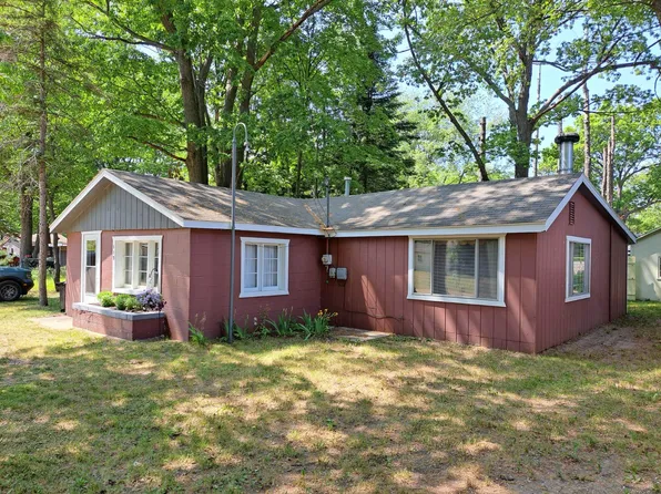 113 Woodland Walk, Lake, MI 48632