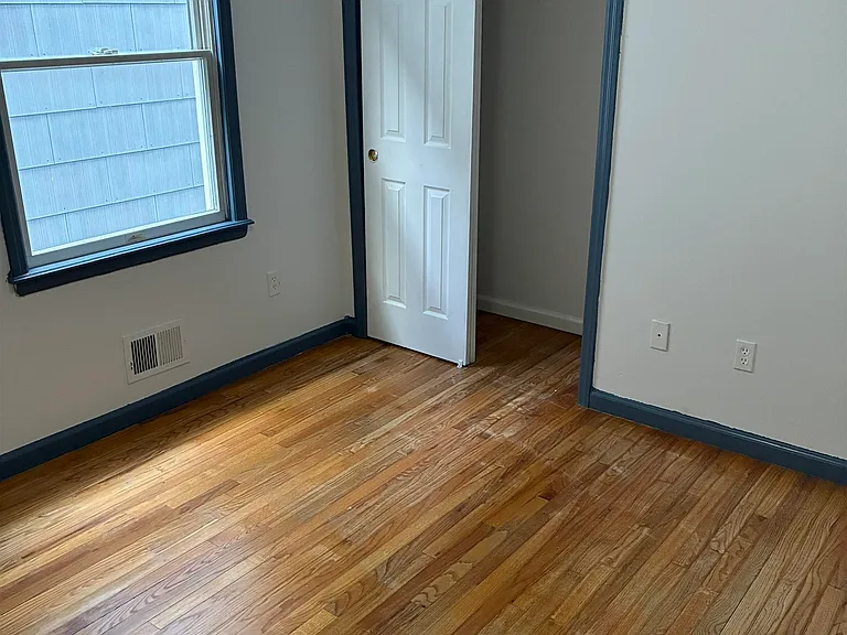 294 Randolph Ave #2 — Photo 7