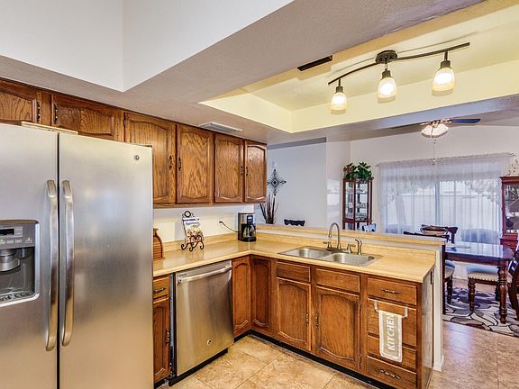 4th image of 6548 W Poinsettia Dr