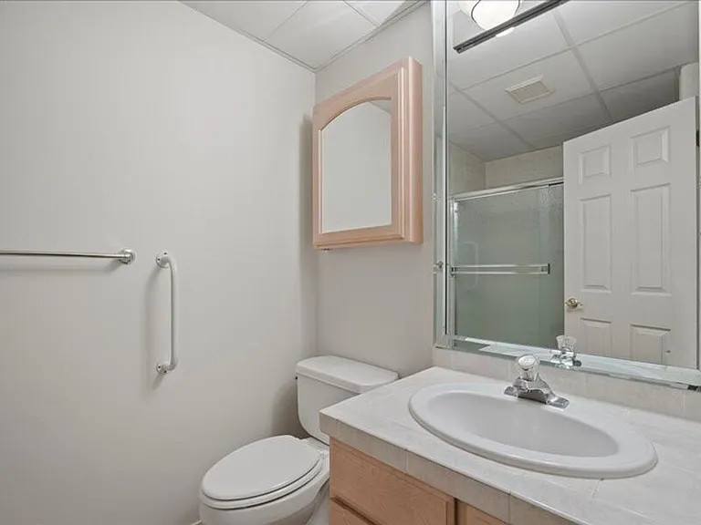300 Col Point Dr #C-201 — Photo 16