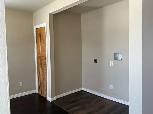 2 bed, 1.0 bath, 684 sqft, $1,100 — Photo 3