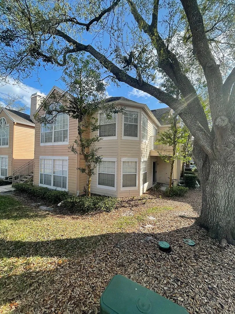 2 Bedroom/ 2 Bath 1,130 SF 2nd Floor Condo- Hidden Springs Community in heart of Altamonte Spring... — Photo 1
