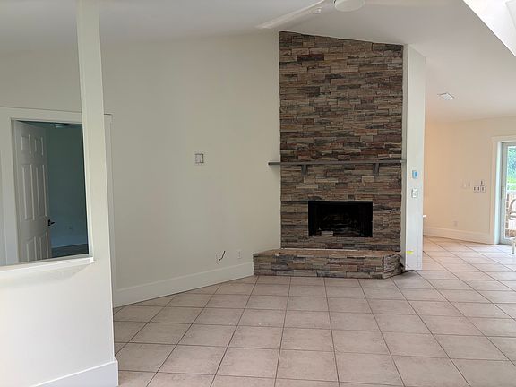 4th image of 11053 Riggs Rd