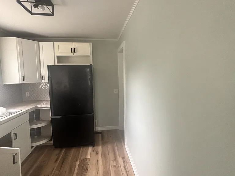 642 Stacia Dr — Photo 4