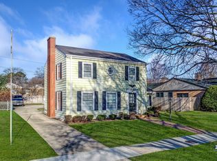 188 N 8th Ave, Des Plaines, IL 60016