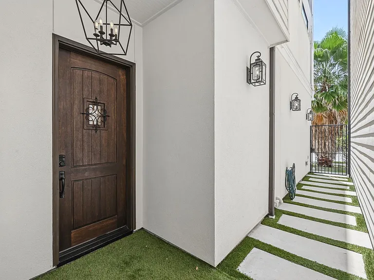 4744 Aftonshire Dr — Photo 5