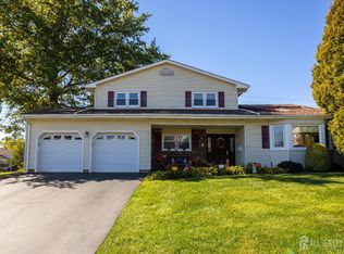 1 Piech Pl, Sayreville, NJ 08872