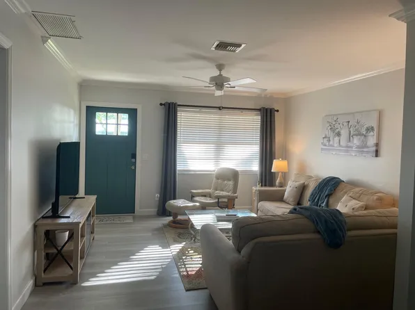 1133 35th Ave SW, Vero Beach, FL 32968