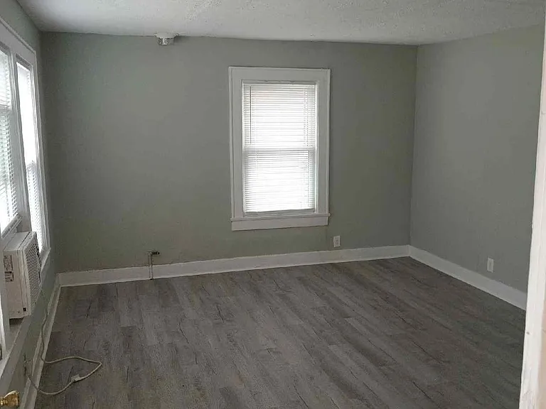 451 Louis Coleman Jr Dr #1 — Photo 5