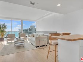 17350 W Sunset Blvd, Pacific Palisades, CA
