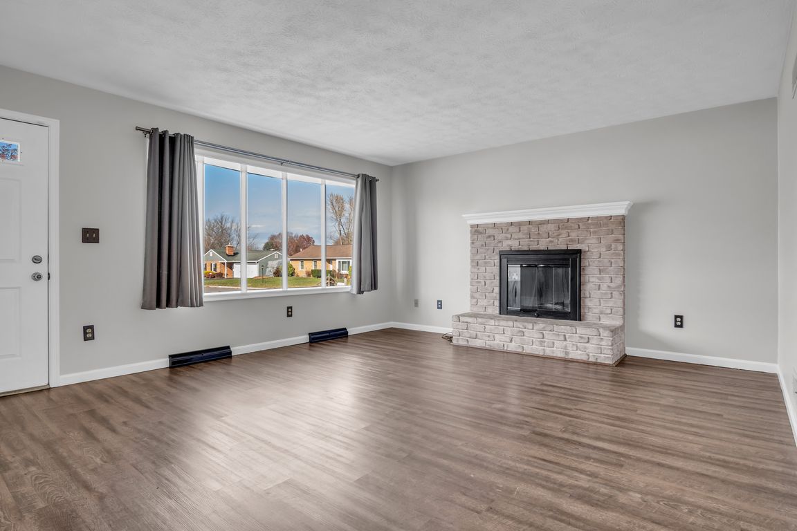 next background image