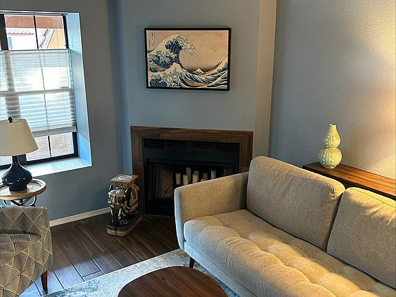 5th image of 4901 E Kelton Ln Unit 1024