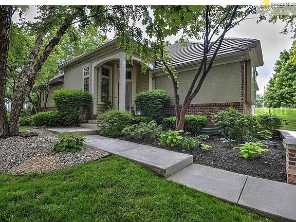 15200 Birch