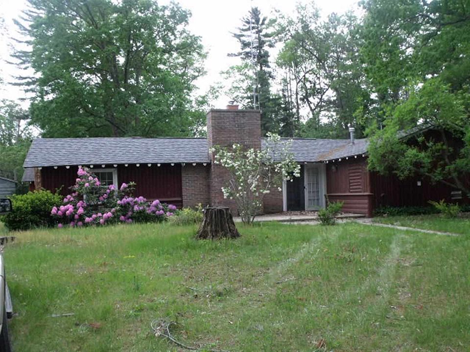 1st image of 204 Tamarac Dr