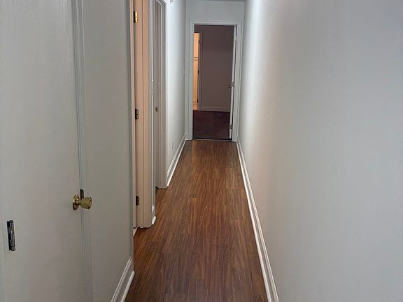 5th image of 110 Charles St APT 1
