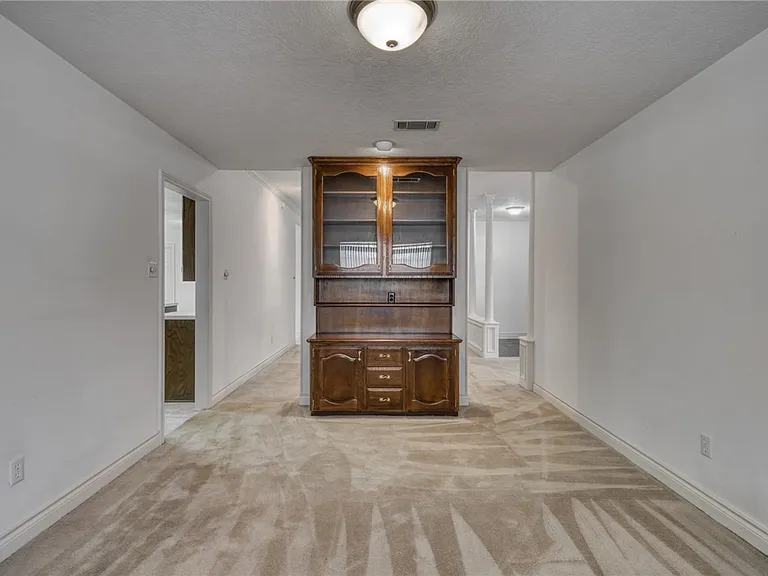 1402 Riverstone Ct — Photo 17