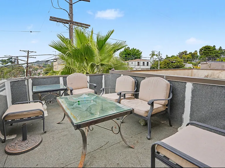 1846 N Alvarado St — Photo 6