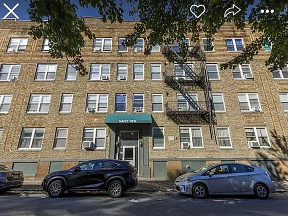 3rd image of 133 N Maple Ave #101-1