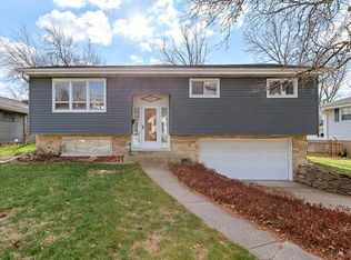249 W 55th Pl, Downers Grove, IL 60516
