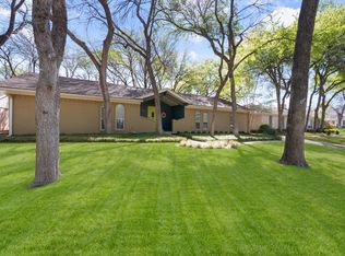 2003 Botts Dr, Arlington, TX 76012