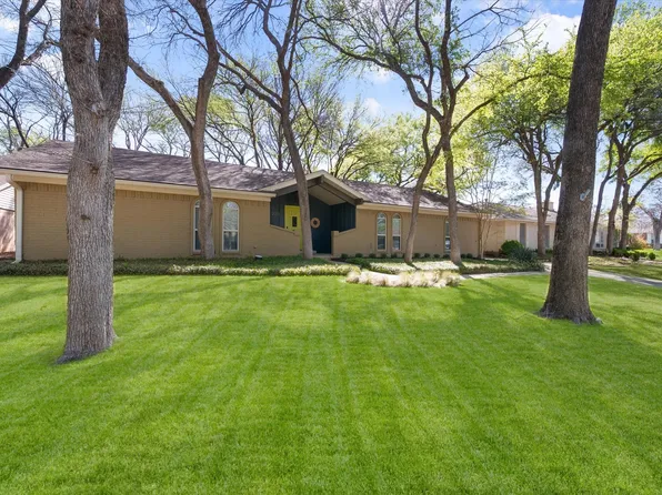 2003 Botts Dr, Arlington, TX 76012