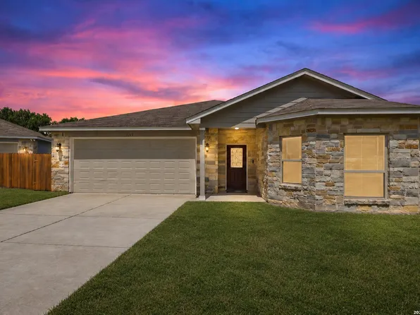 1311 RICKS CIR, San Antonio, TX 78251