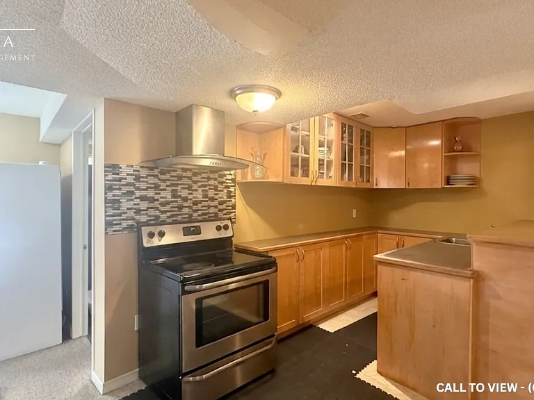 854 Knotty Pine Grv #2 — Photo 2