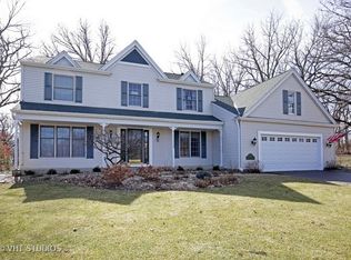 807 Windcrest Ct, Dundee, IL 60118