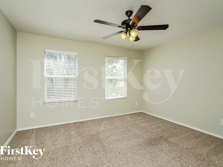 3114 Melrose Dr — Photo 12