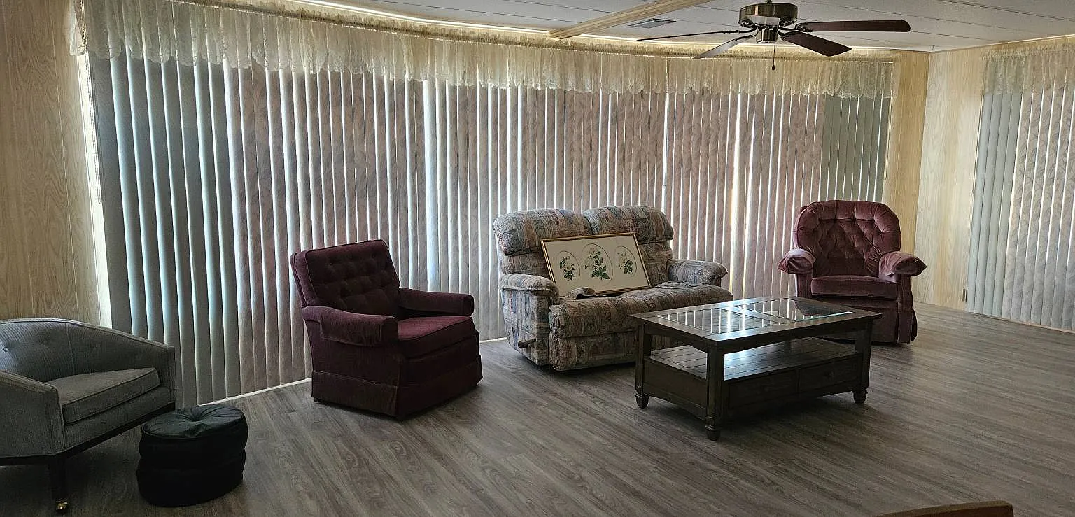 2 bed, 1200 sqft, $1,800 — Photo 4