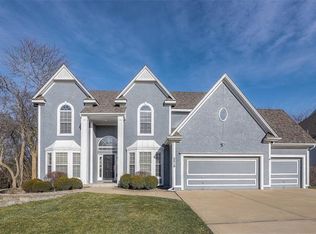 2516 SW Winterview Rdg, Lees Summit, MO 64081