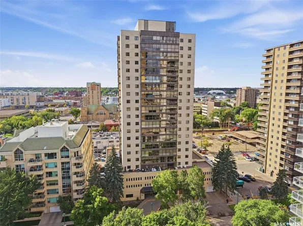 UNIT 1702-315 5th AVENUE N, Saskatoon, SK S7K 5Z8