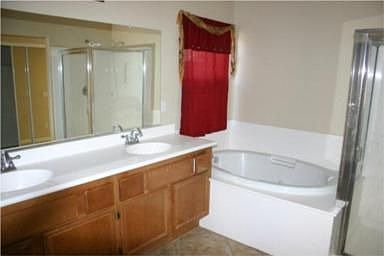 2nd image of 83104 Singing Hills Dr