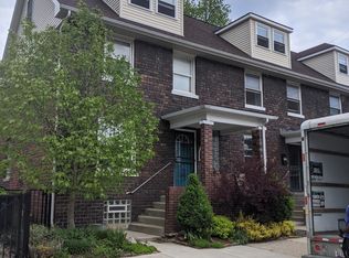 8240 John R St, Detroit, MI 48202