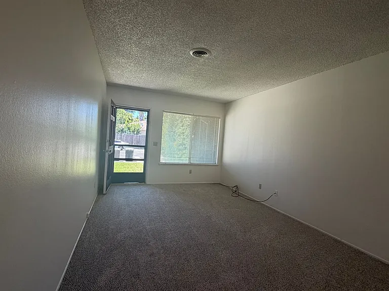 6172 Peoria Dr — Photo 22