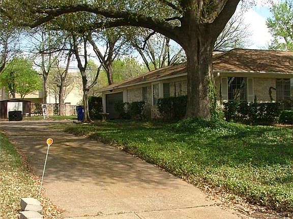 2nd image of 2889 Mill Wood Cir