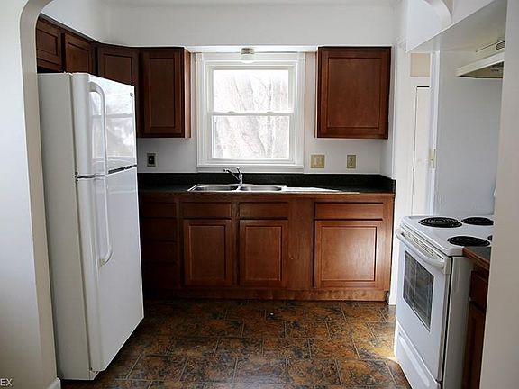 4th image of 5189 Erwin St