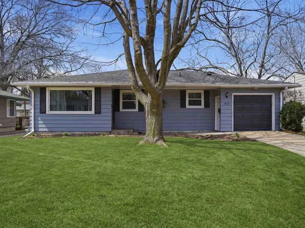 613 Garden Walk, Dixon, IL 61021