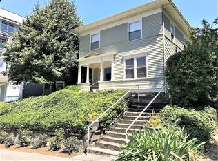 Belboy, Seattle, WA 98122