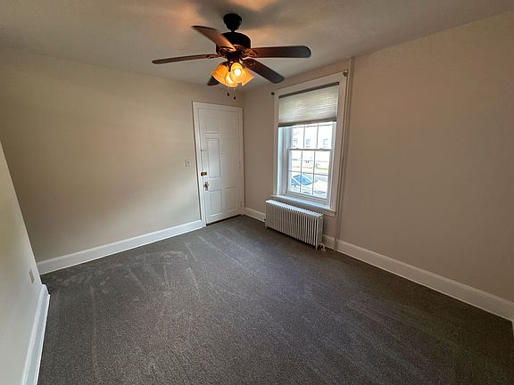 5th image of 202 Franklin St APT 7