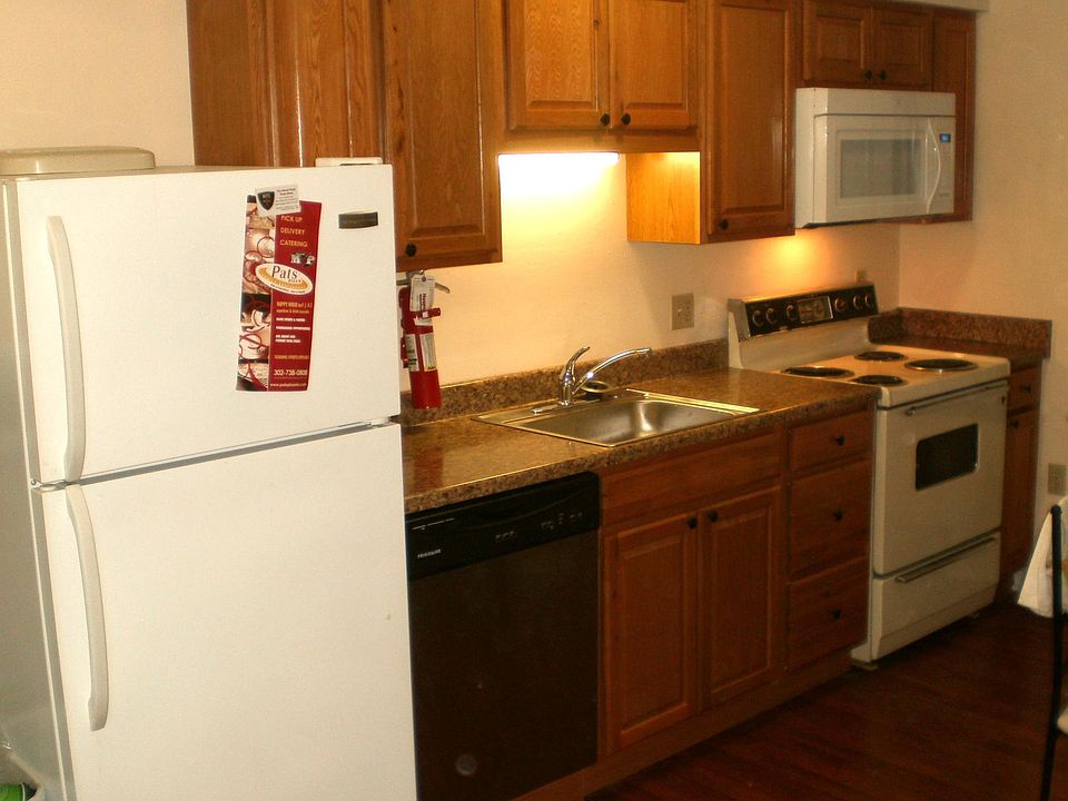 2nd image of 12 Lincoln Dr