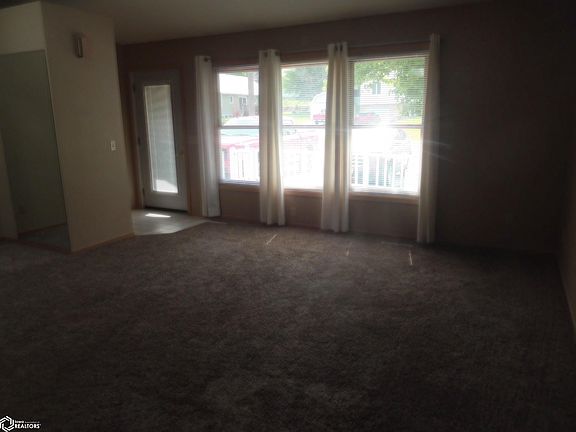 3rd image of 440 N 5th St