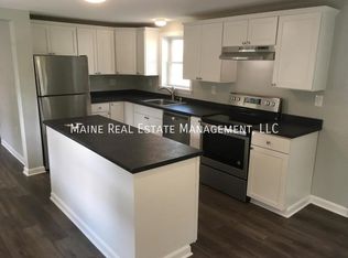 41 Parker St, Bangor, ME 04401