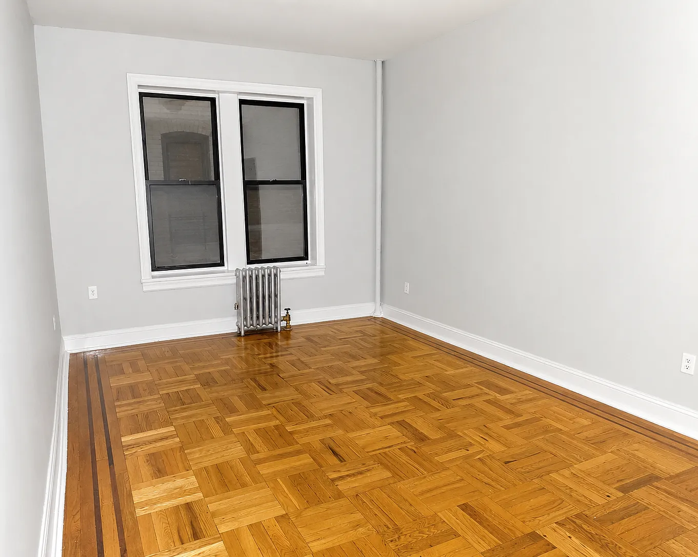 1510 Ocean Parkway — Photo 2